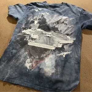 THE MOUNTAIN AIRCRAFT CARRIER NAVY TIE DYE 20.5x28.5 MEDIUM T-SHIRT